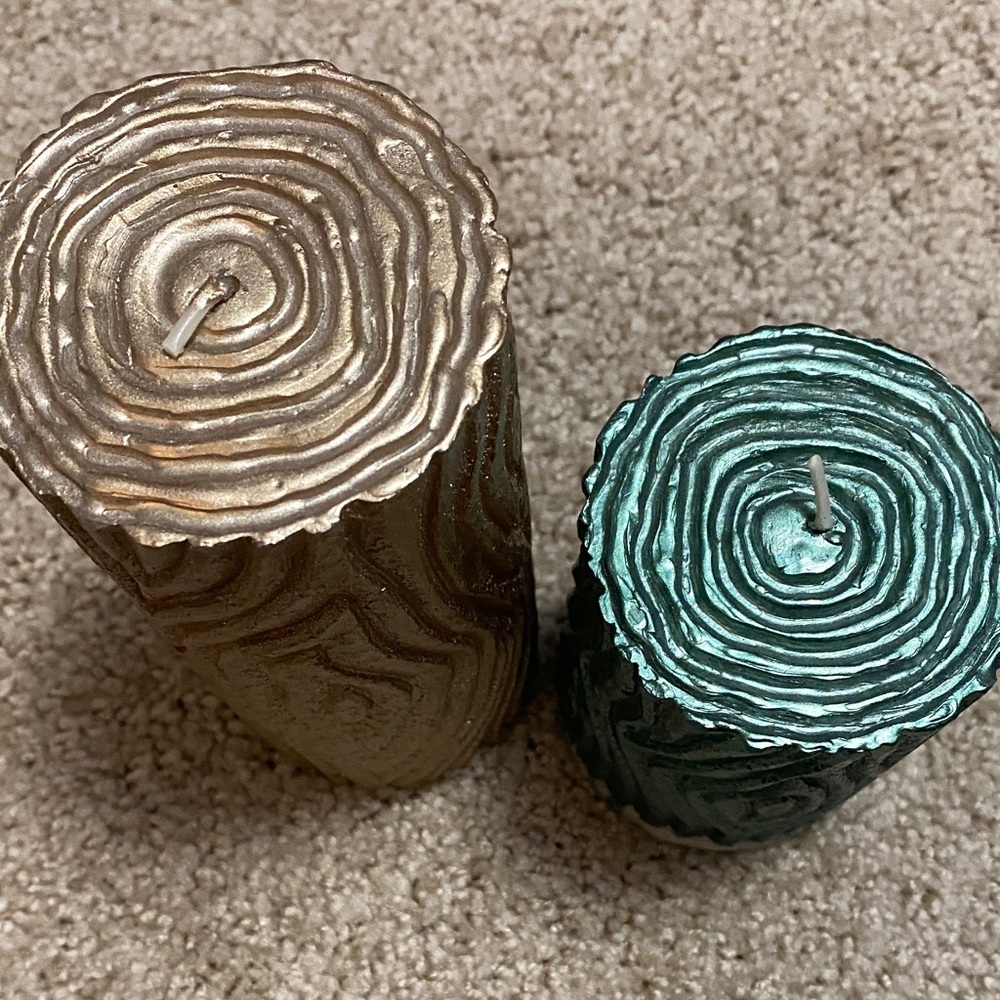 Textured Gold and Green Pillar Candles - Picture 2 of 3